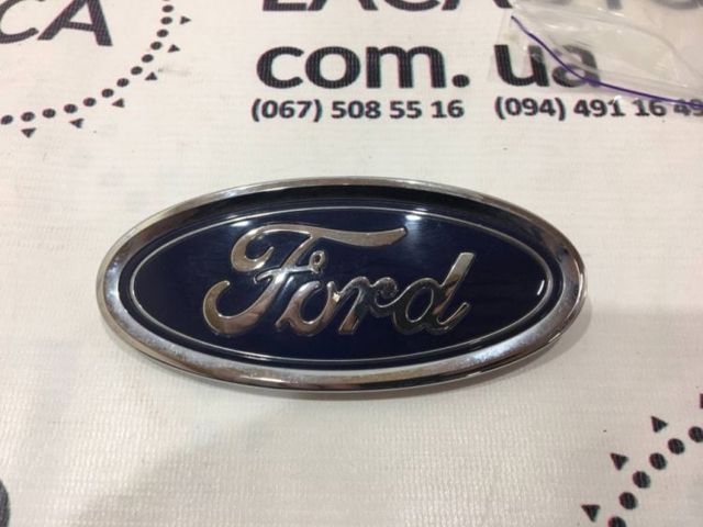 Эмблема на крышку багажника DS7Z8213A FORD