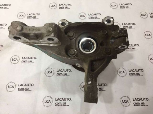 Цапфа (поворотный кулак) передний левый F2GZ3K186A FORD