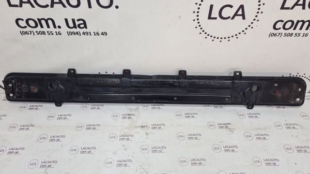 Нижняя монтажная панель крепления фар FT4Z16138D FORD