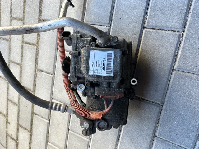 Компрессор климатической установки 22799205 GM