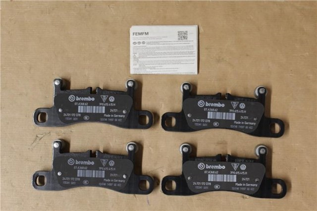 VAG 7P0698451D Задние тормозные колодки в наличии Кривой Рог