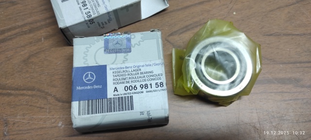 Подшипник ступицы передней, наружный A0069815805 MERCEDES
