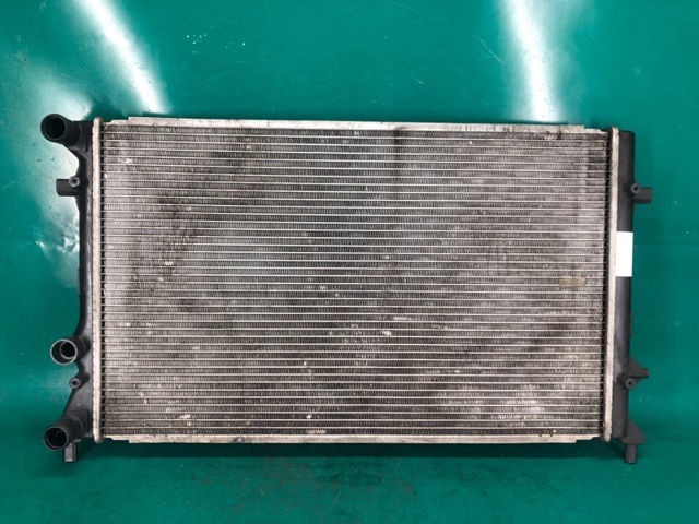 Радиатор основной volkswagen passat b7 11-15 5C0 121 251 F