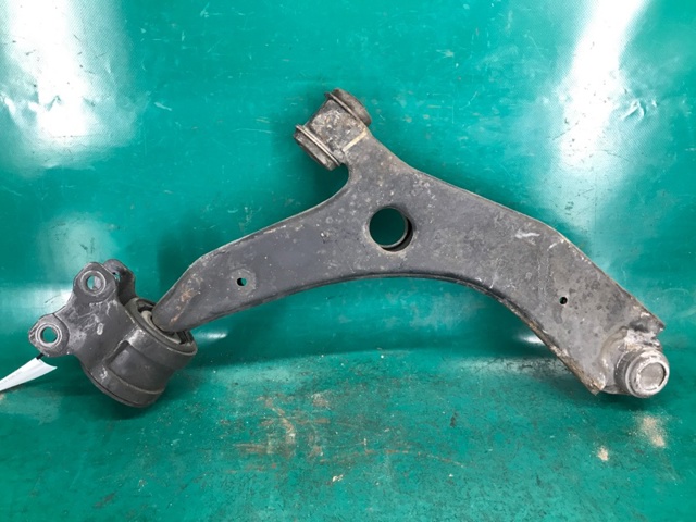 MAZDA B32H34350A Рычаг передней подвески нижний левый в наличии Каменское