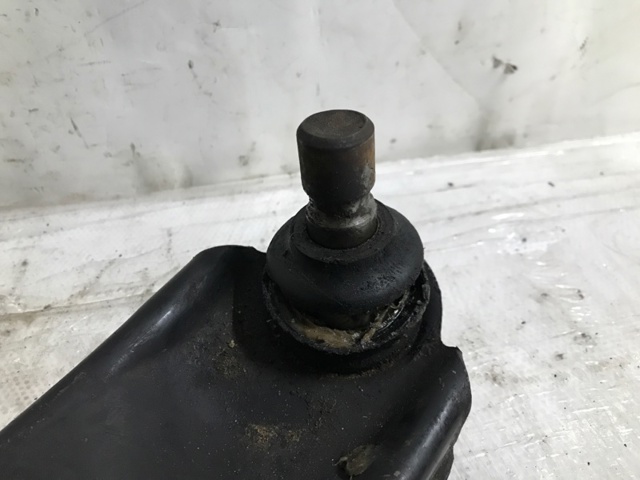 B32H34350E MAZDA Рычаг передней подвески левый купить в Киев