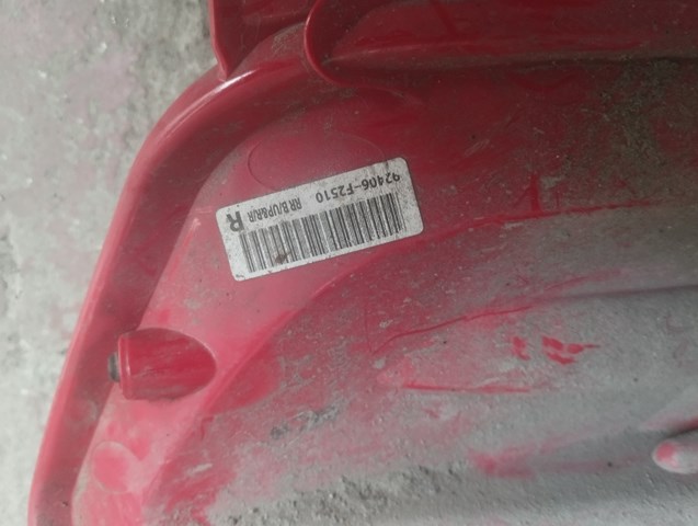 Правый отражатель бампера 92406F2510 HYUNDAI