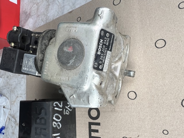 Блок управления ABS 0014318012 MERCEDES