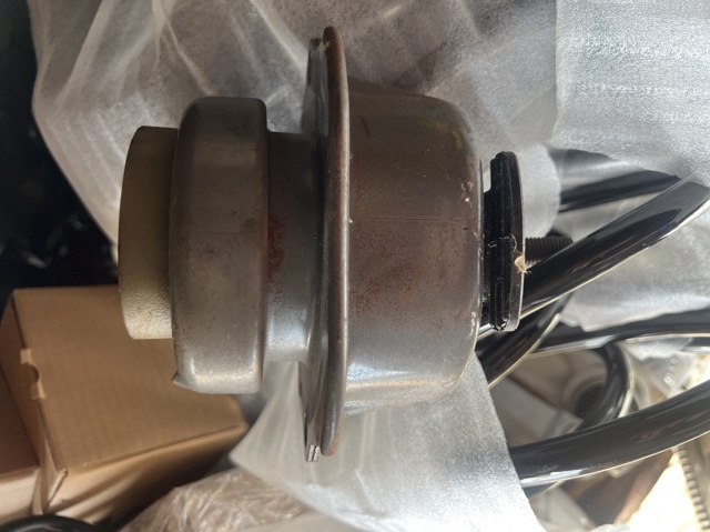BMW 22116865146 Подушка (опора) двигателя правая в наличии Черкассы