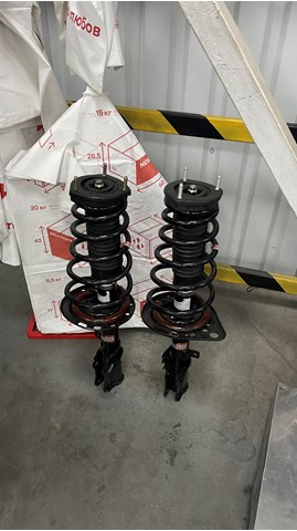 Пружина задняя 4823133640 TOYOTA