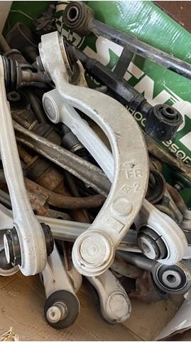 4861059085 TOYOTA Рычаг передней подвески верхний правый купить в Ирпень
