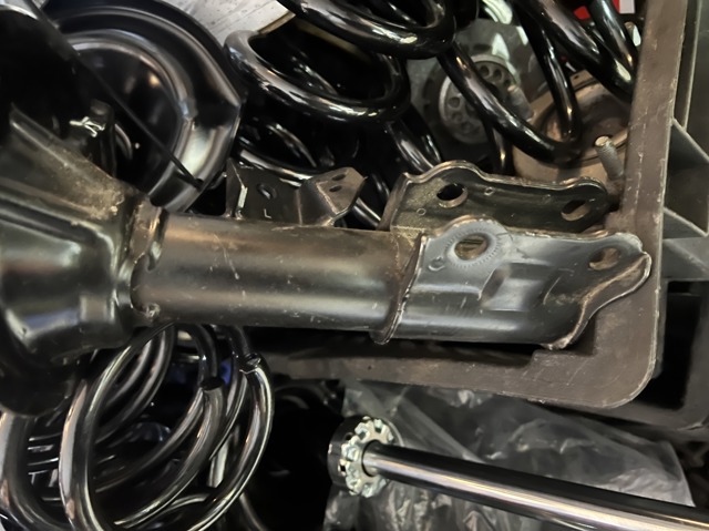 5465007100 HYUNDAI Амортизатор передний левый купить в Сумы