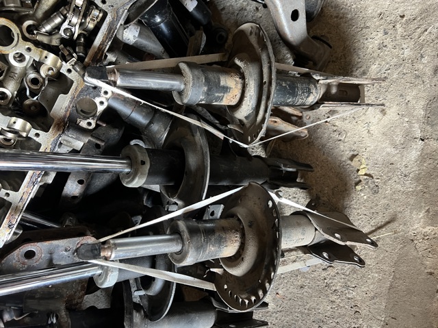 RENAULT 8200868516 Амортизатор передний в наличии Запорожье