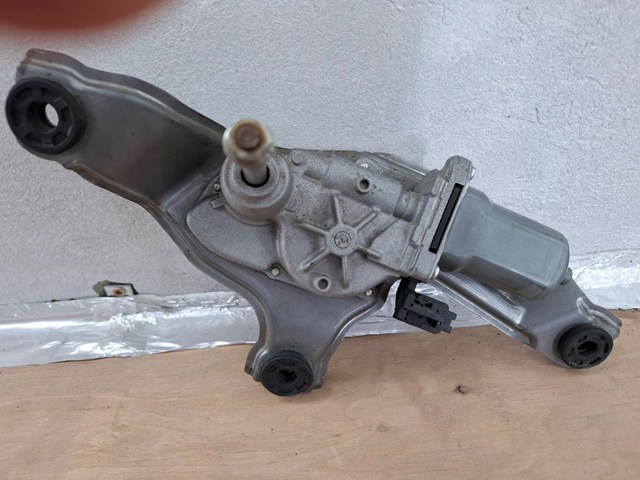 MAZDA C51367450 в наличии Кривой Рог
