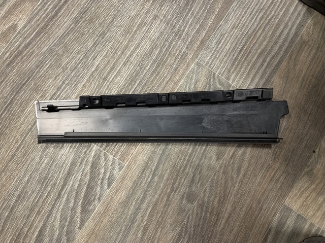 8U0839902C VAG купить в Чернигов