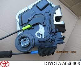 Toyota замок передней правой двери A046693