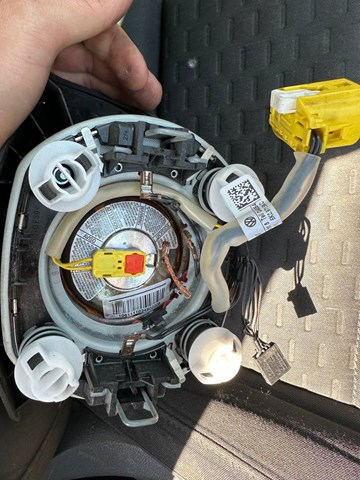 VAG 1T0880201S81U Подушка безопасности (AIRBAG) водительская в наличии Харьков
