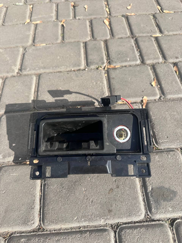 4G0857951 VAG Пепельница центральной консоли купить в Львов