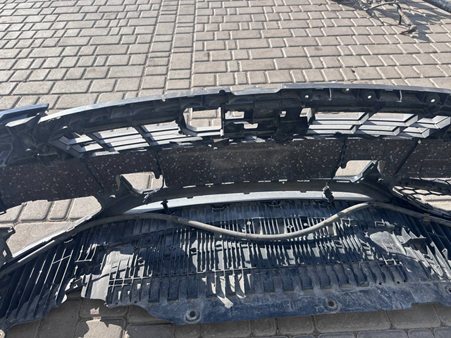 4G8807065BCGRU VAG Передний бампер купить в Ровно