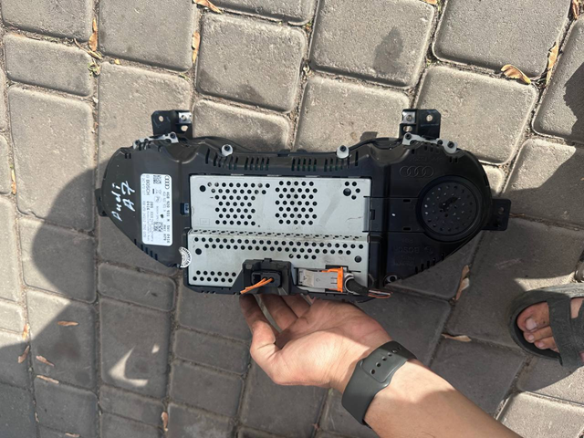 4G8920931N VAG Панель приборов купить в Запорожье