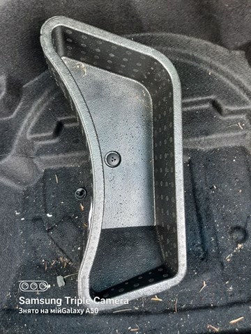 VAG 7P6863220 в наличии Житомир