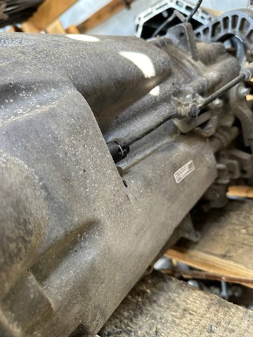 MERCEDES A2042610501 в наличии Черновцы