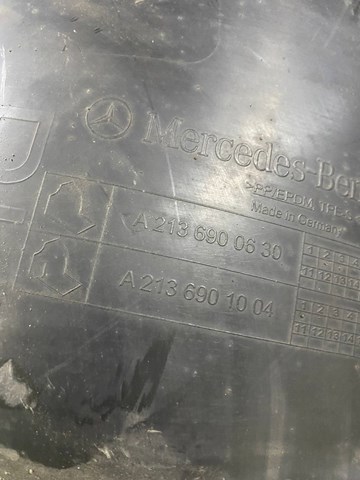A2136900630 MERCEDES Подкрылок крыла переднего правый задний купить в Черновцы