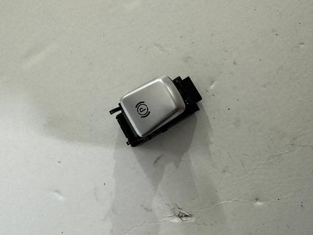 MERCEDES A2139053803 Клавиша электромеханического стояночного тормоза в наличии Ровно