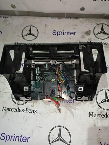 MERCEDES A6394460728 Блок управления кондиционером в наличии Черновцы