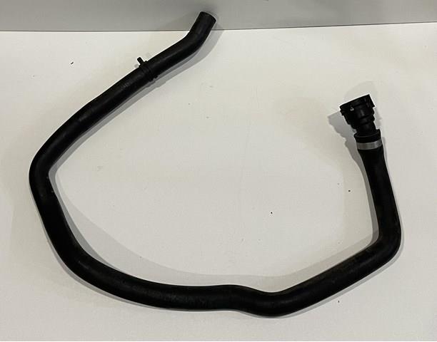 Патрубок на печку 64219208169 BMW