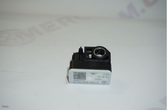 A0009057802 Mercedes датчик прискорення