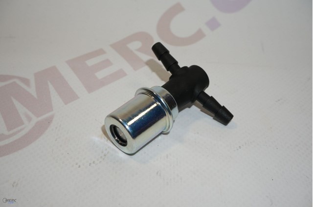 Клапан PCV вентиляции картерных газов A1110100091 Mercedes