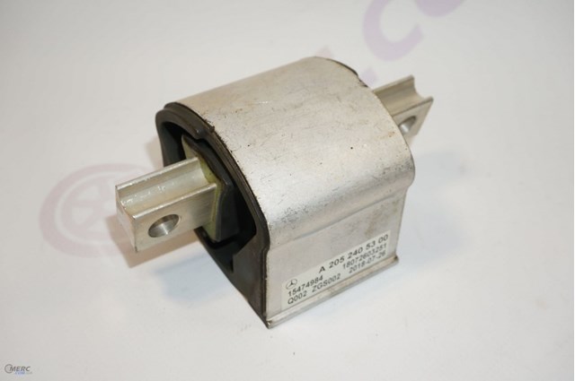 MERCEDES A2052405300 Подушка коробки передач в наличии Украина