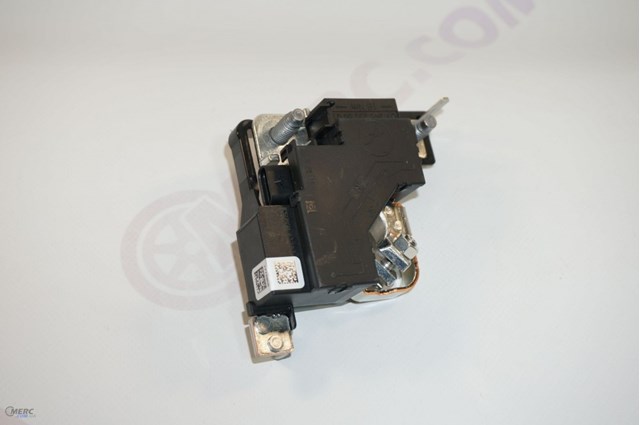 MERCEDES A2469068601 Клема аккумулятора в наличии Одесса
