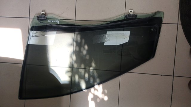 803010014R RENAULT Стекло двери передней левой купить в Николаев