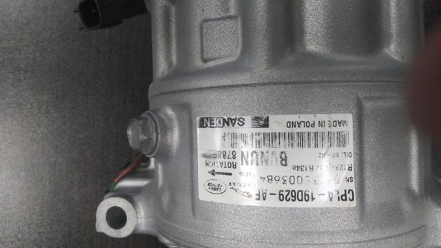 Компрессор климатической установки CPLA19D629AF LAND ROVER