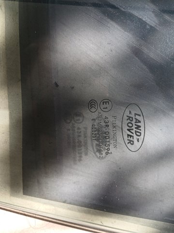 Стекло передней двери, левой CUB500291 LAND ROVER