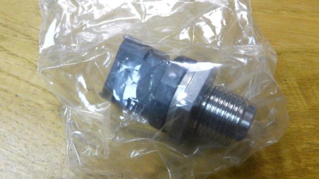 55564170 GM Регулятор давления топлива в топливной рейке купить в Ужгород