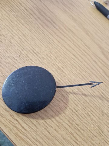 Заглушка бампера буксировочного крюка 4G0807241 VAG