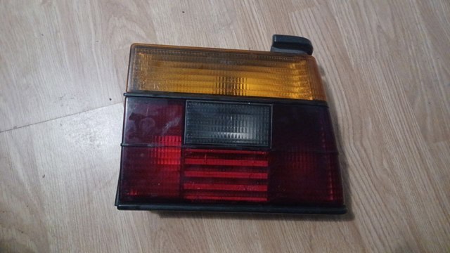 165945112 VAG Фонарь задний правый купить в Павлоград