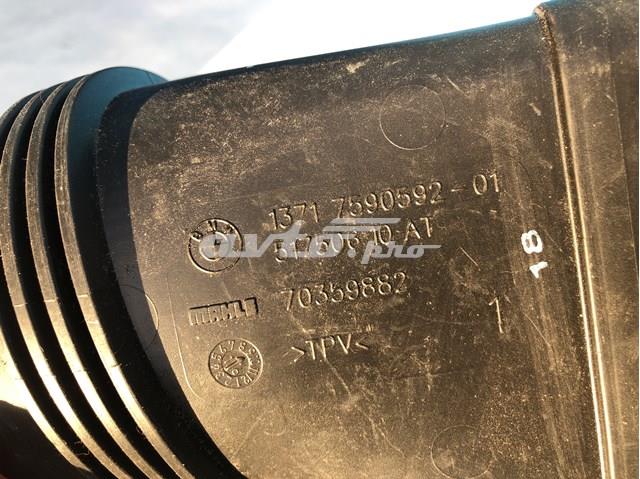 13717590592 BMW Патрубок воздушный, вход воздушного фильтра купить в Львов