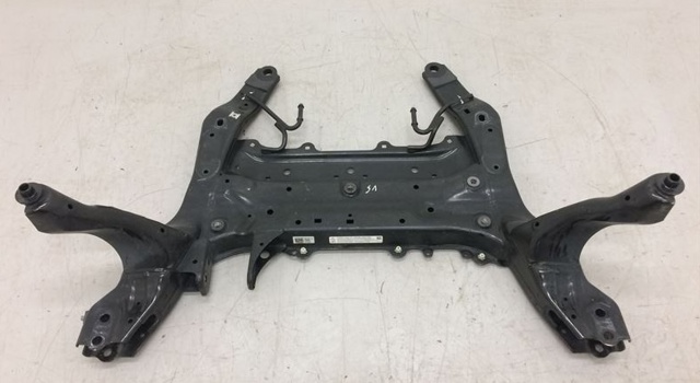 Подрамник передней подвески 31116872729 BMW