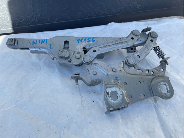 41007370301 Петля капота левая купить Кривой Рог