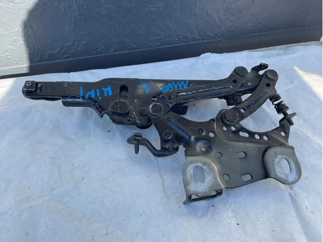 BMW 41007370301 Петля капота левая в наличии Тернополь