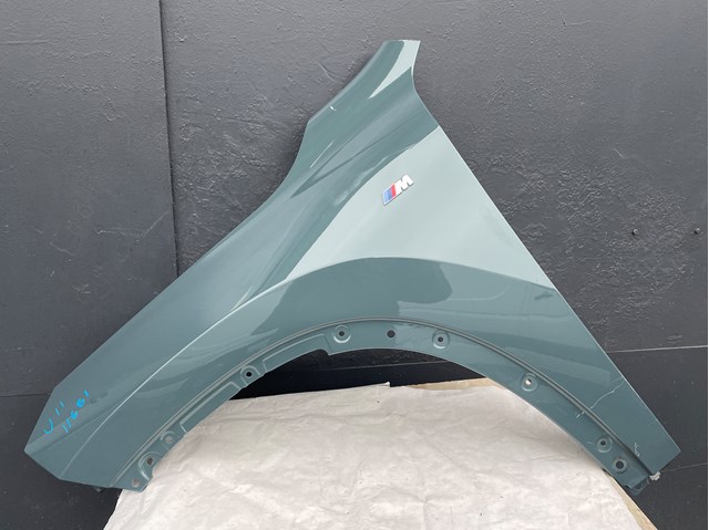 Крыло левое 41009629107 BMW