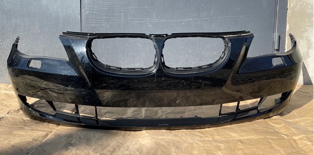 Бампер на авто 51117178076 BMW