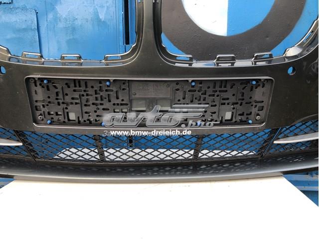 Решетка переднего бампера, центральная 51117200693 BMW