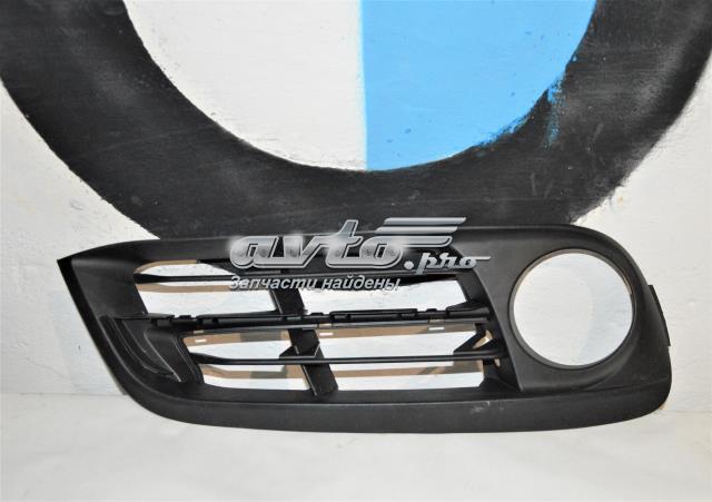 Заглушка противотуманки передней правой 51117331730 BMW