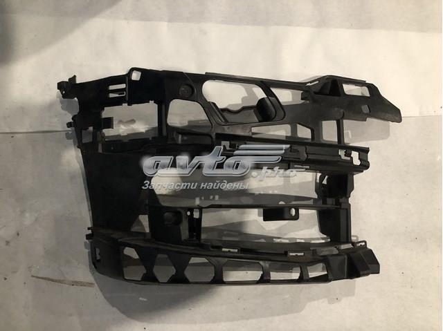 Кронштейн крепления противотуманной фары, правой 51117385346 BMW