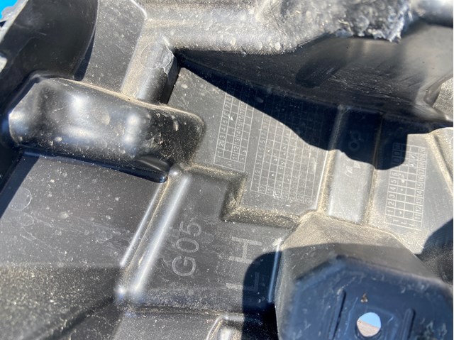 BMW 51117421819 Кронштейн крепления противотуманной фары левой в наличии Черновцы