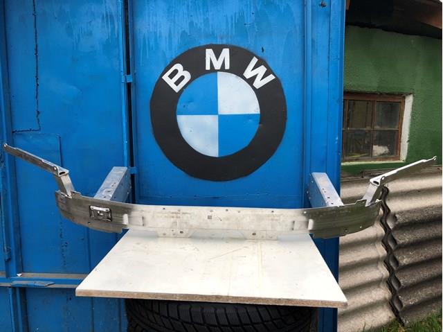 Швеллер переднего бампера 51117428246 BMW